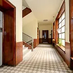 Luxury Central Residence R162