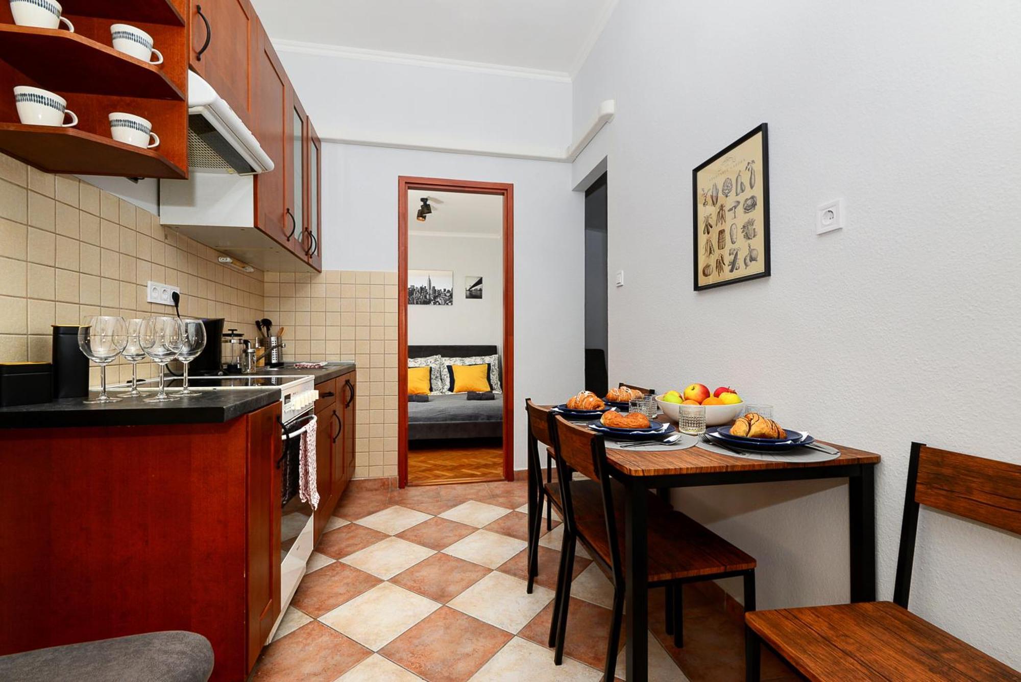 Luxury R162 Budapest